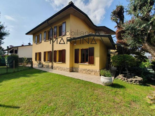 Villa in vendita a Pedrengo BG