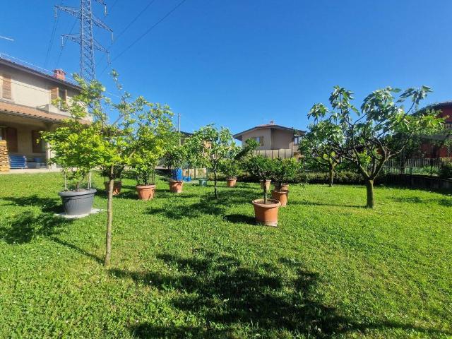 Villa in vendita a Pedrengo BG