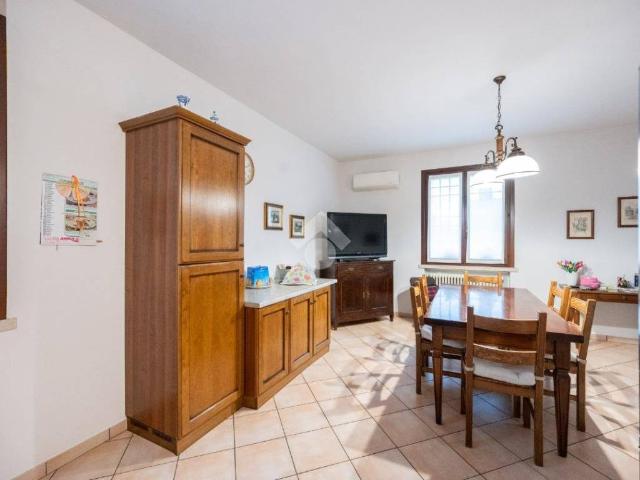 Villa in vendita a Pegognaga MN