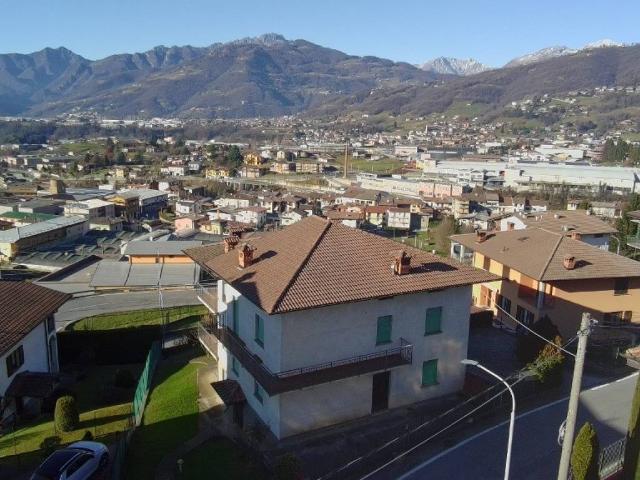 Villa in vendita a Peia BG