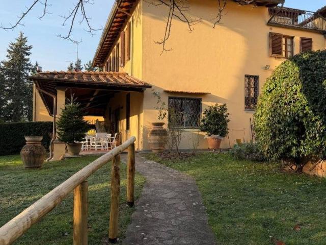 Villa in vendita a Pelago FI