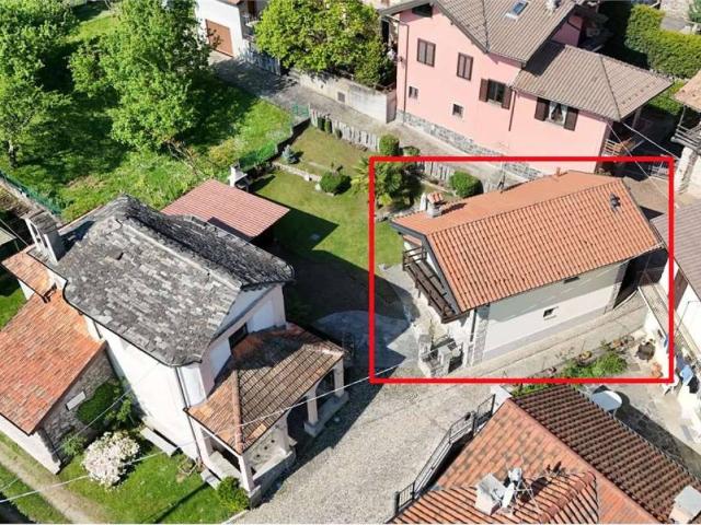 Villa in vendita a Pella NO