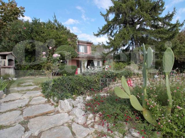 Villa in vendita a Penna In Teverina