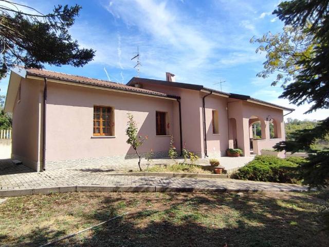 Villa in vendita a Penne PE