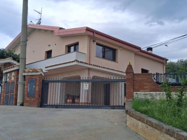 Villa in vendita a Penne PE