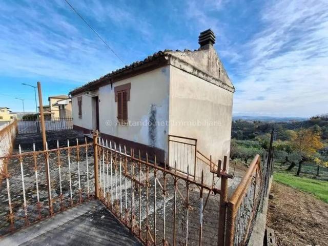 Villa in vendita a Penne PE