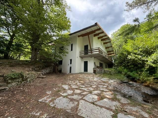 Villa in vendita a Pentone CZ
