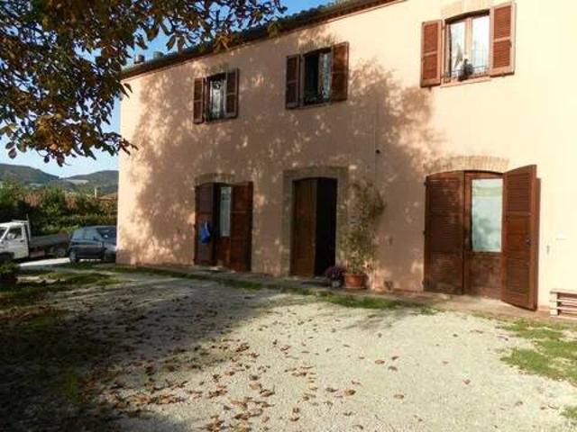 Villa in vendita a Pergola PU