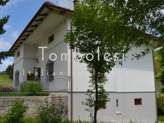 Villa in vendita a Pergola PU