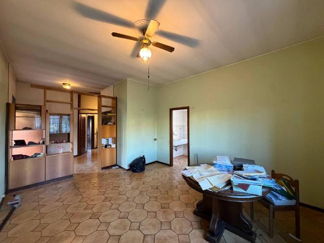 Villa in vendita a Pero MI