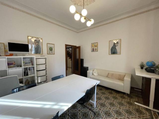 Villa in vendita a Pero MI