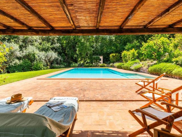 Villa in vendita a Perugia 590m² Perugia