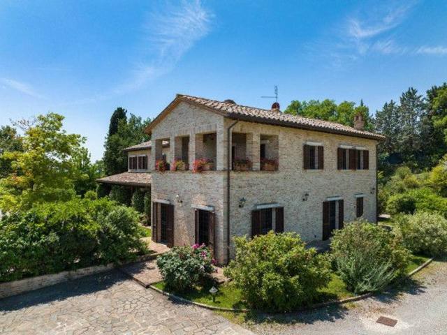 Villa in vendita a Perugia