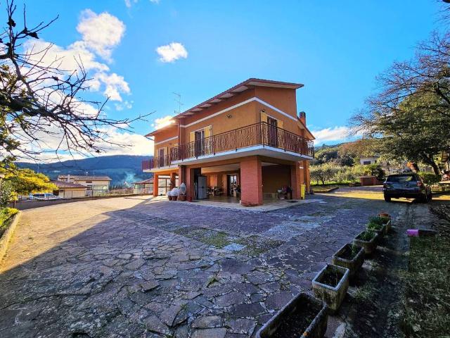 Villa in vendita a Perugia PG
