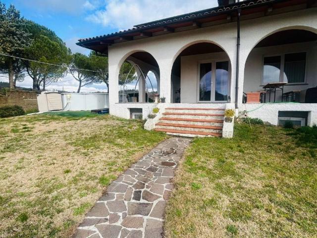 Villa in vendita a Perugia PG