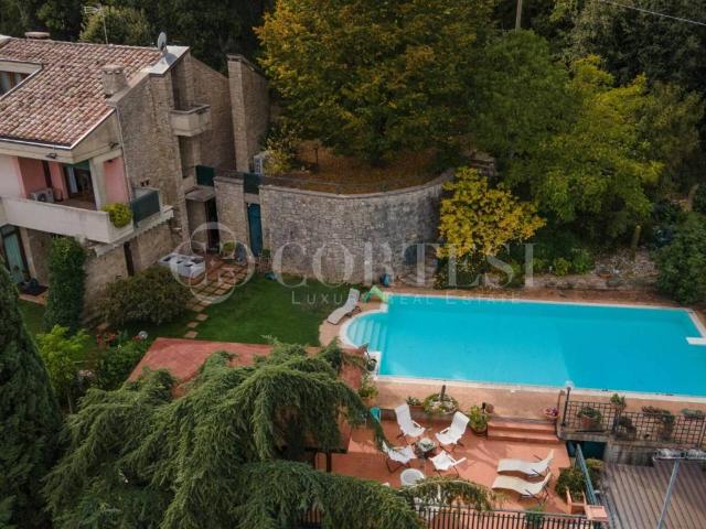 Villa in vendita a Perugia PG