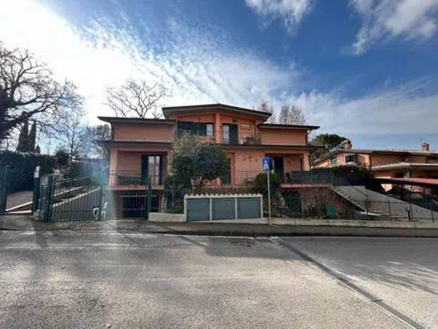 Villa in vendita a Perugia PG