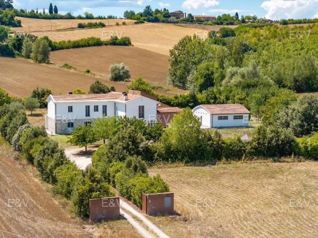 Villa in vendita a Perugia PG