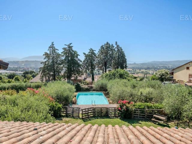 Villa in vendita a Perugia PG