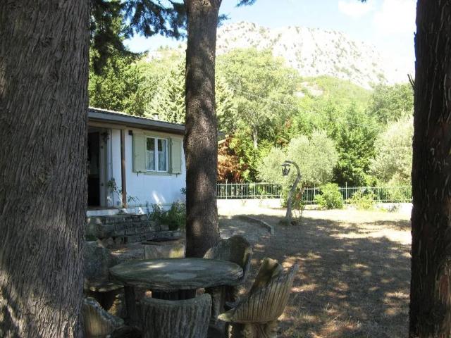 Villa in vendita a Pescosansonesco PE