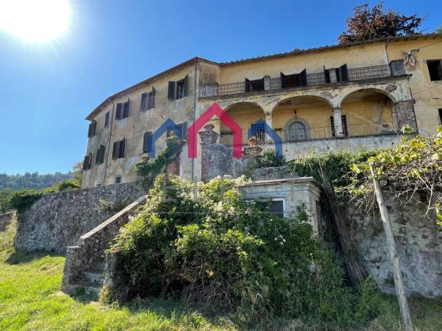 Villa in vendita a Pescaglia, Gello