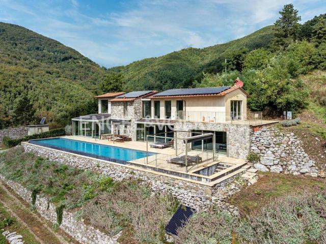 Villa in vendita a Pescaglia LU
