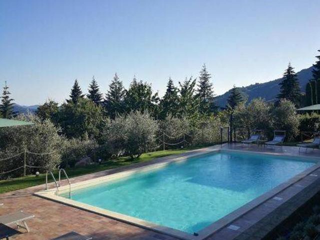 Villa in vendita a Pescaglia LU