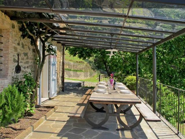 Villa in vendita a Pescaglia LU