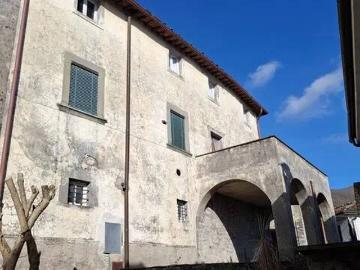 Villa in vendita a Pescaglia LU