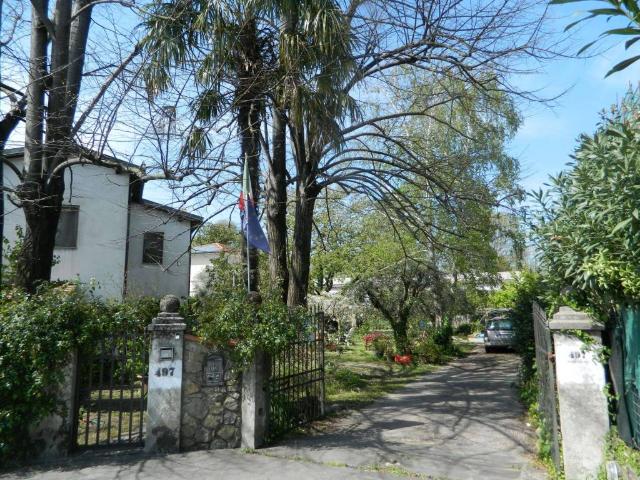 Villa in vendita a Lucca LU