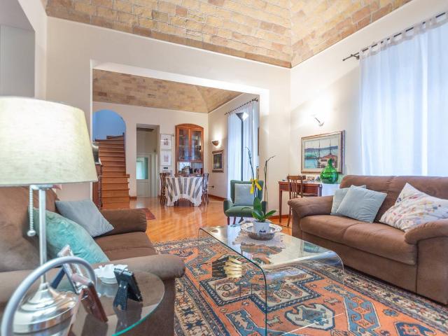 Villa in vendita a Pescara, Centro