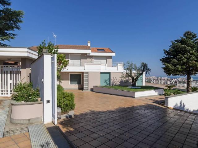 Villa in vendita a Pescara PE