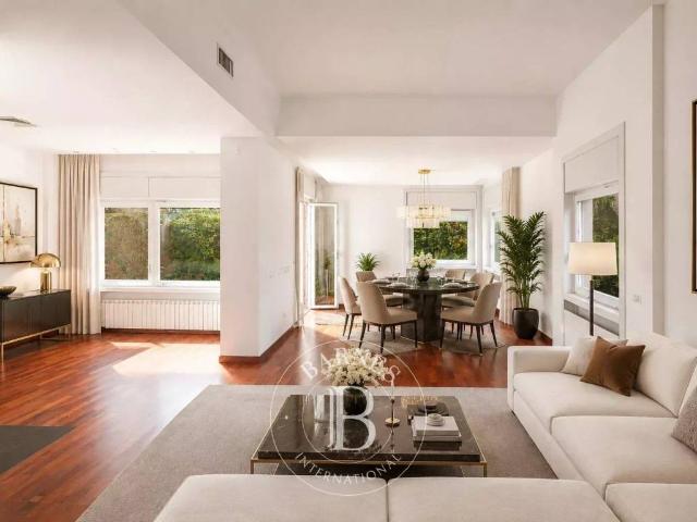 Villa in vendita a Peschiera Borromeo MI