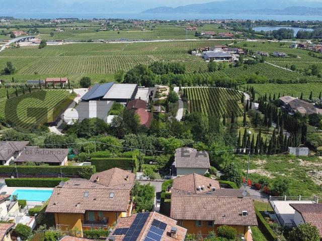Villa in vendita a Peschiera del Garda VR