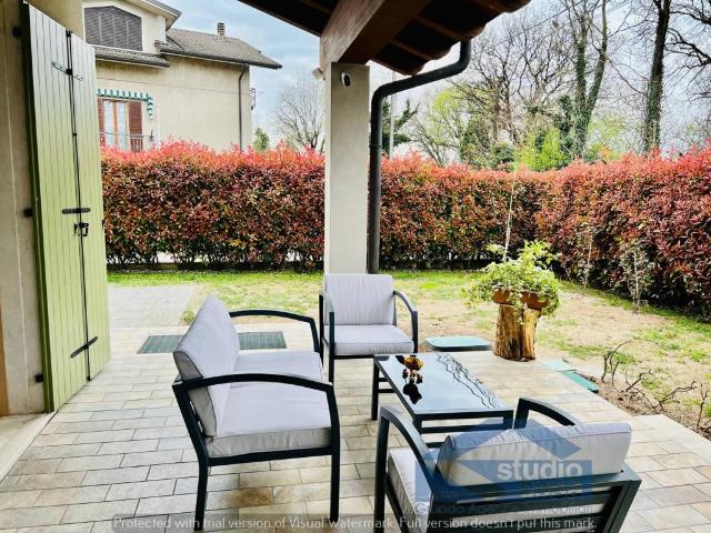 Villa in vendita a Peschiera del Garda VR