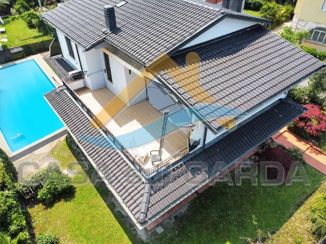 Villa in vendita a Peschiera del Garda VR