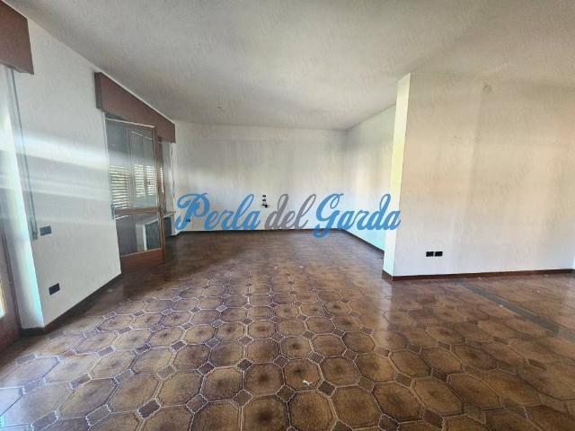 Villa in vendita a Peschiera del Garda VR