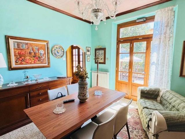 Villa in vendita a Pescia PT