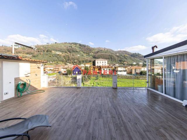 Villa in vendita a Pescia PT