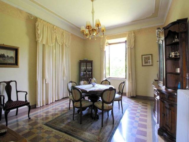 Villa in vendita a Pescia PT