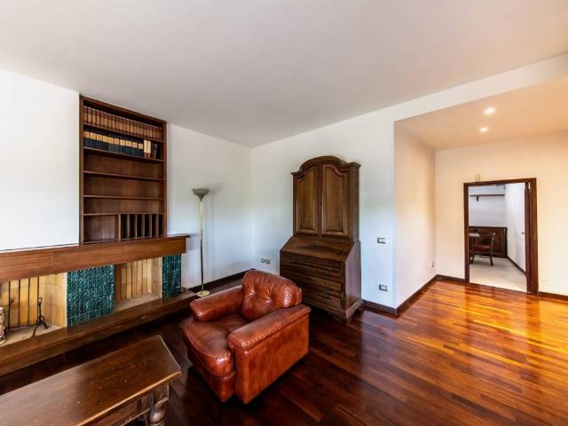 Villa in vendita a Pescia PT