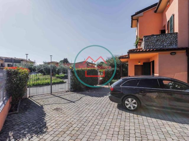 Villa in vendita a Pescia PT