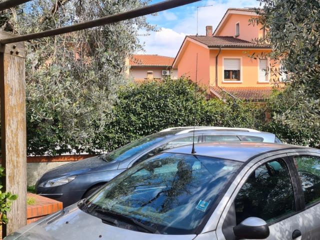 VILLA in VENDITA a PESCIA