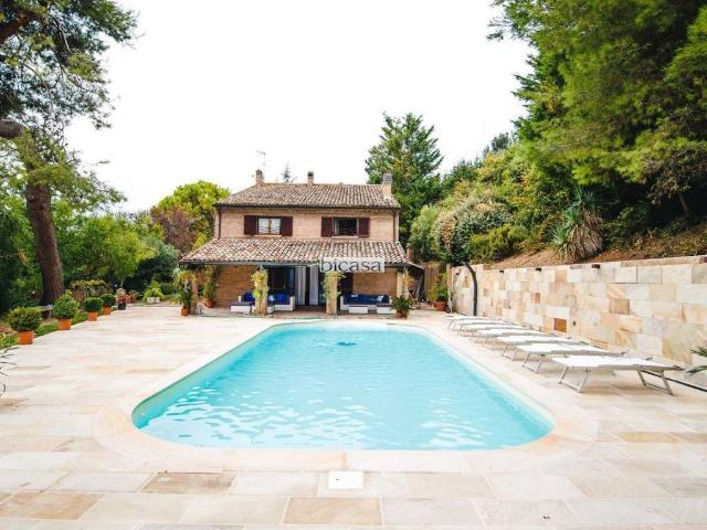 Villa in vendita a Pesaro PU