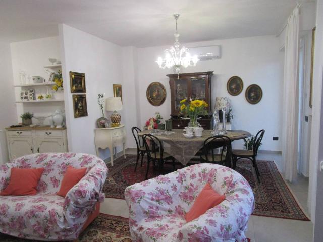 Villa in vendita a Pesaro PU