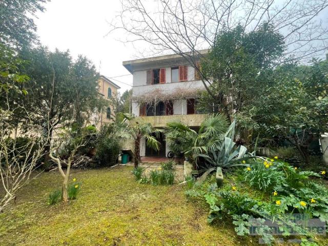 Villa in vendita a Pesaro PU