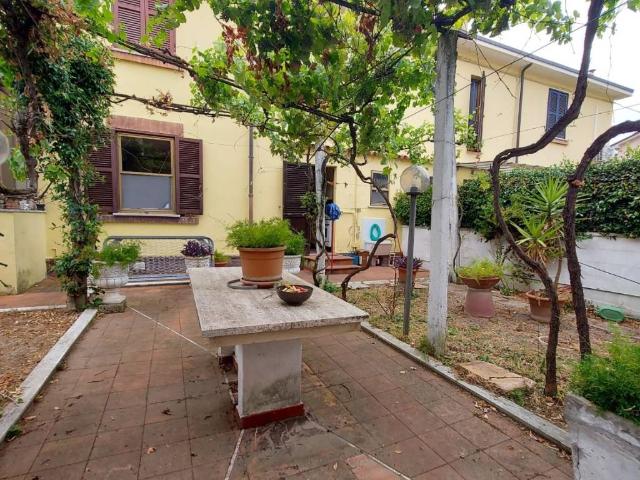 Villa in vendita a Pesaro PU
