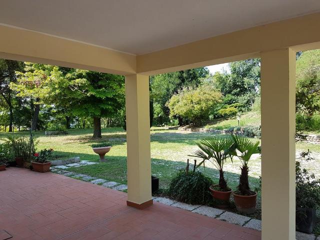 Villa in vendita a Pesaro