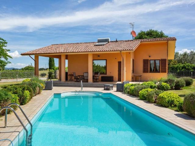Villa in vendita a Pitigliano GR