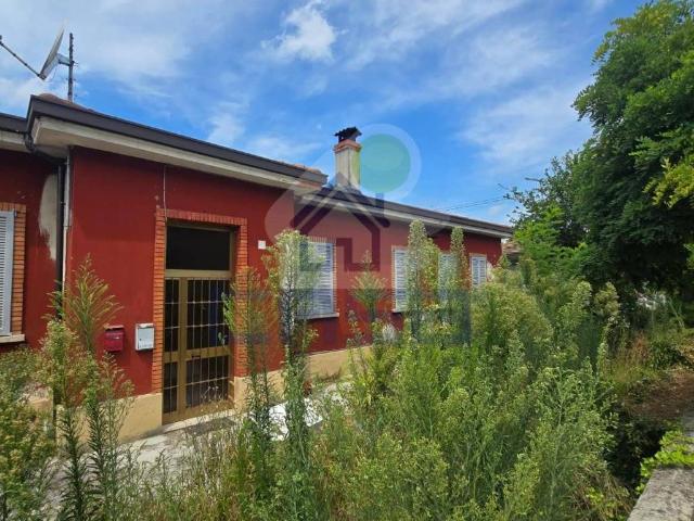 Villa in vendita a Pizzighettone CR